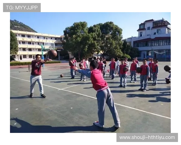 体育滚雪球教案在中小学体育教学中的应用实践，促进学生全面发展与健康成长的有效途径